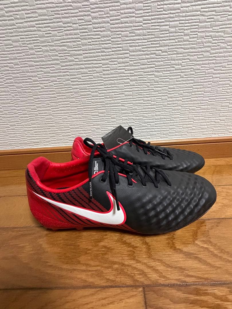 ナイキ マジスタ スパイク28.5
