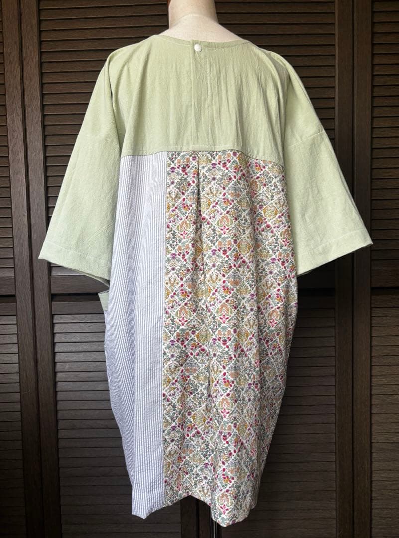 たかちゃん様　エプロン　割烹着　ハンドメイド　保育士　介護　ワンピース