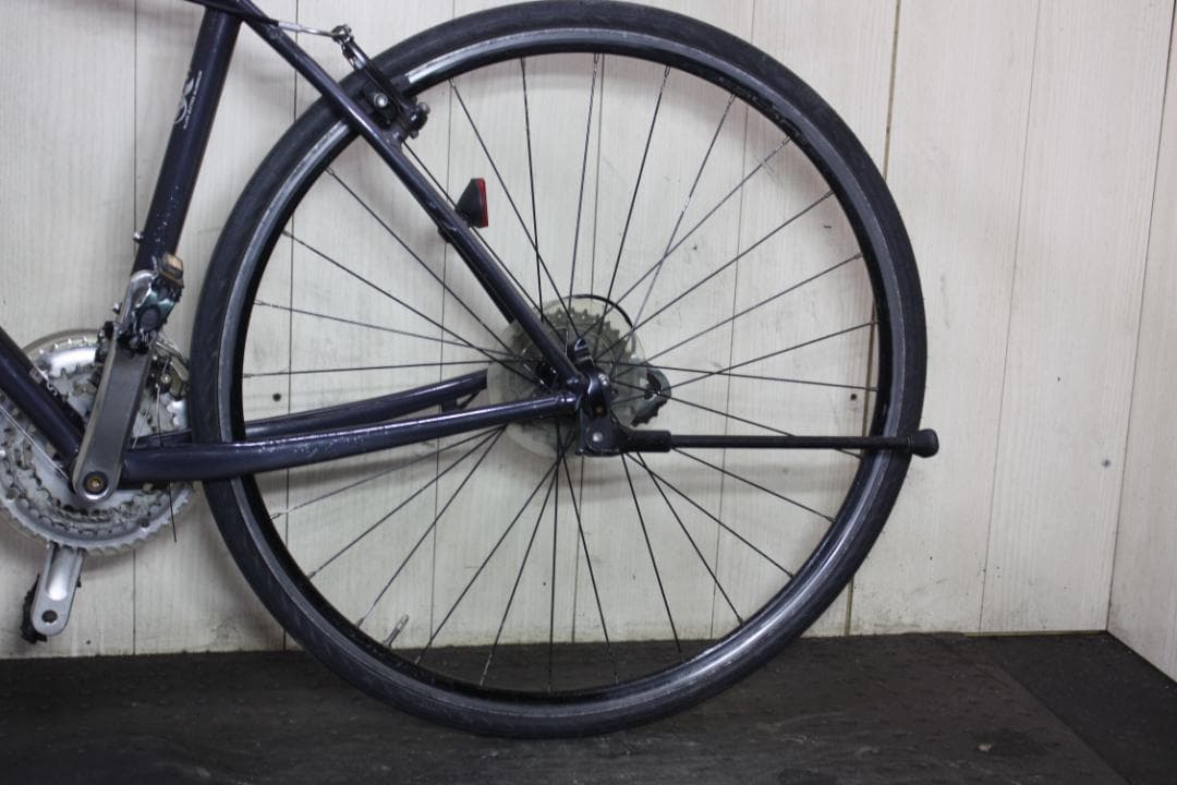 GIANT ESCAPE R3 700C アルミ 24速 470mm GREY