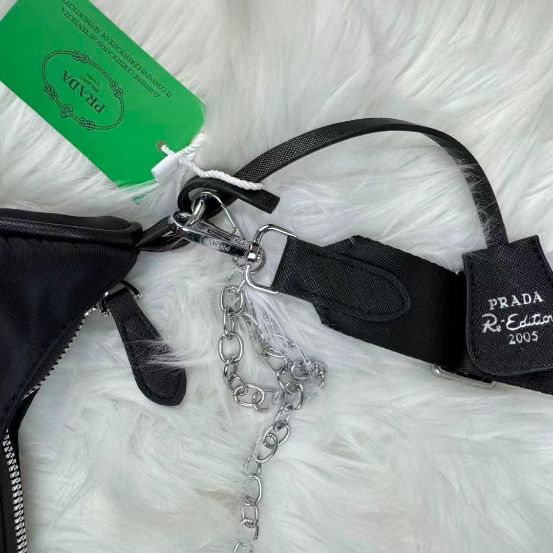 PRADA プラダ ノベルティ ショルダーバッグ