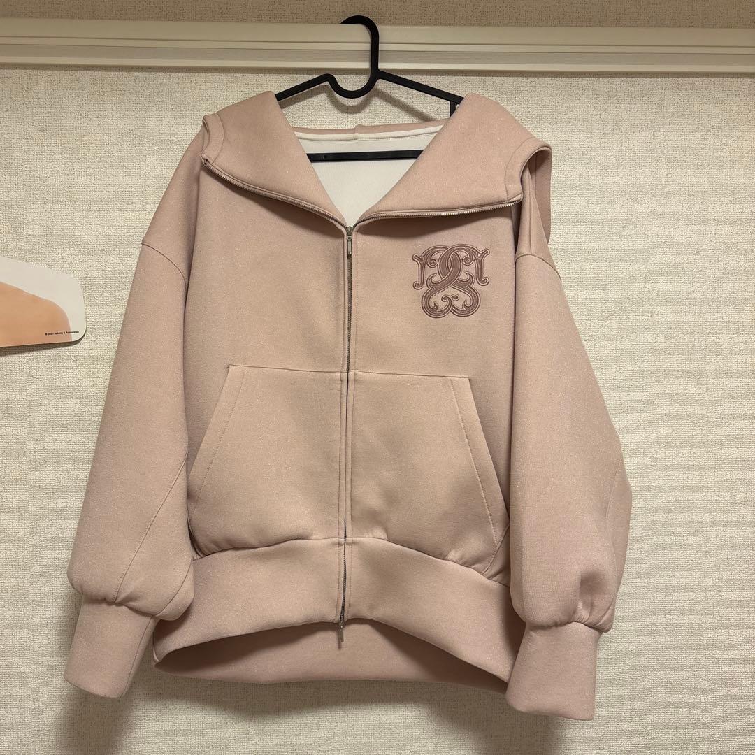 【完全完売品】スナイデル（SNIDEL）/ボリュームパーカーPNK（ラメ入り）