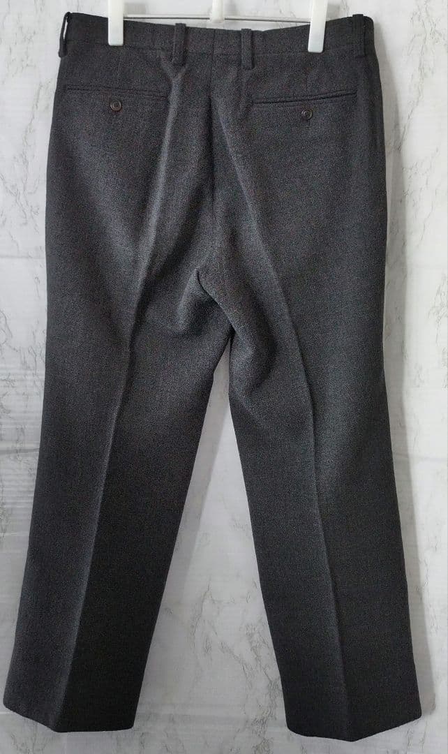 ISSEY MIYAKE　スラックス　イッセイ・ミヤケ　サイズ4　クリーニング済