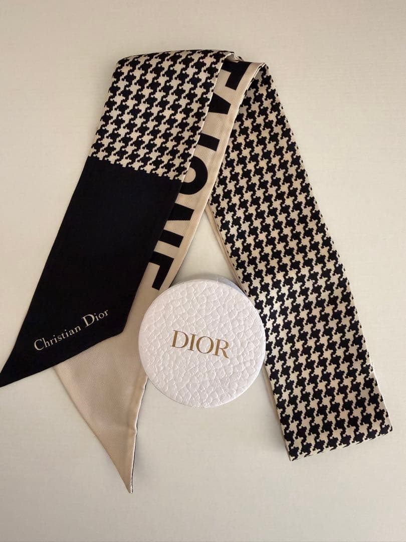 Dior ディオールスカーフ 30 MONTAIGNE ミッツァ スカーフ