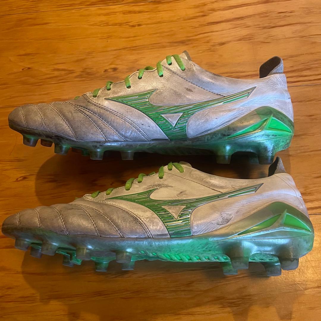 Mizuno モレリア ネオ4 限定色