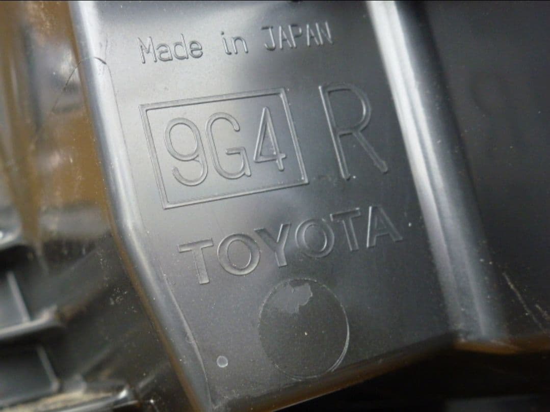 新車外し ランドクルーザー250 VX ヘッドライト左右セット 角目