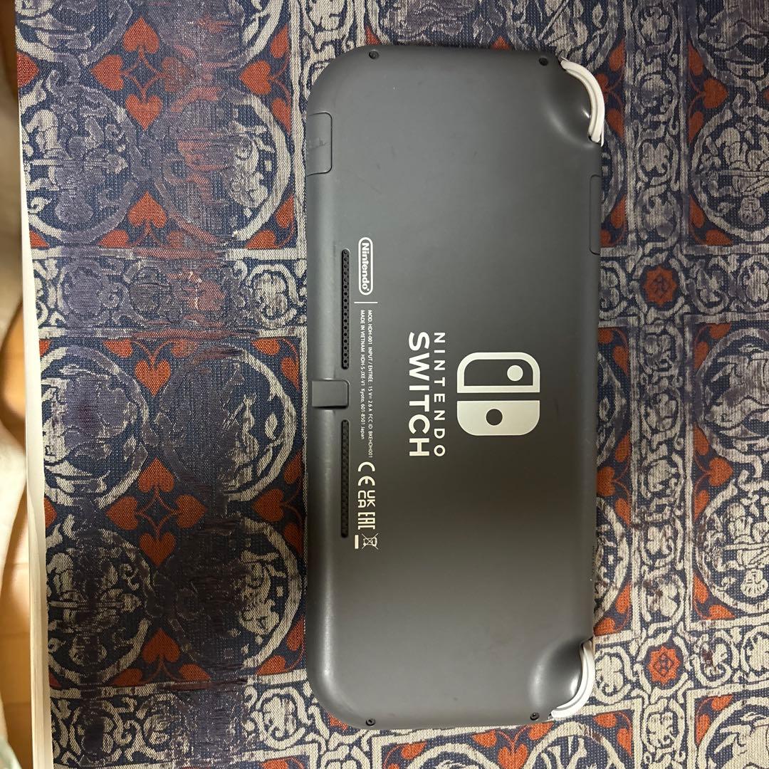 Nintendo Switchライト黒　ケース、箱、妖怪ウォッチソフト、充電器付