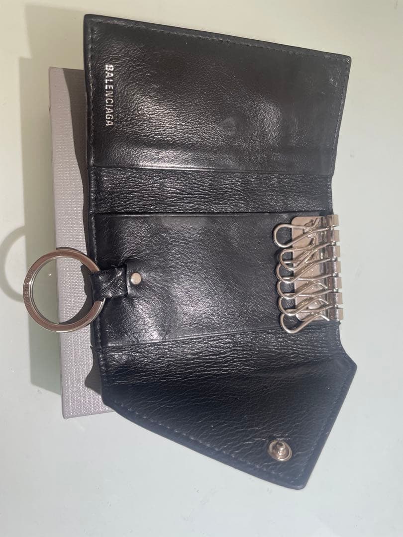 BALENCIAGA レザー キーケース ロゴ 6連フック キーリング付き