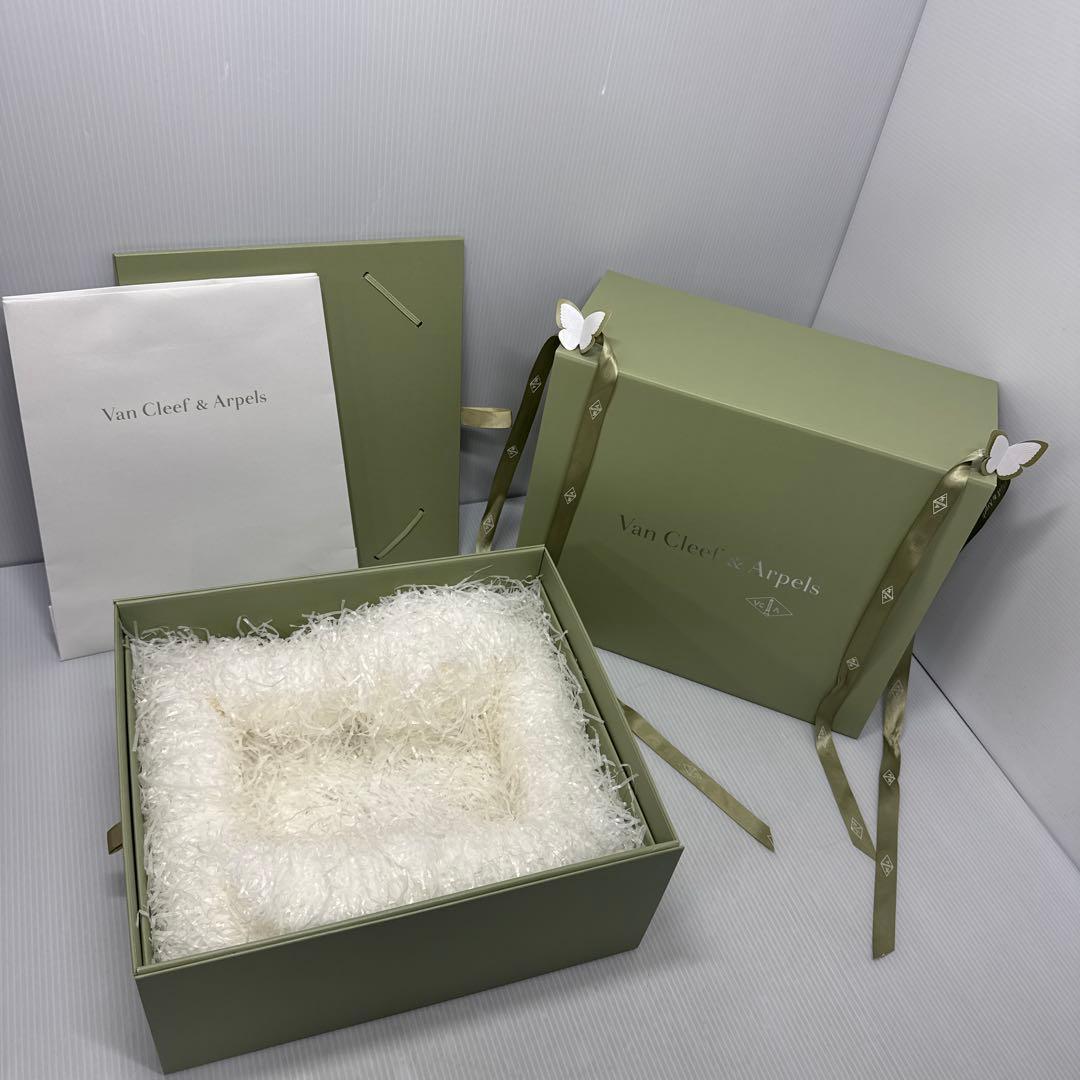 Jum Van Cleef & Arpels ネックレスケース 2点 空箱