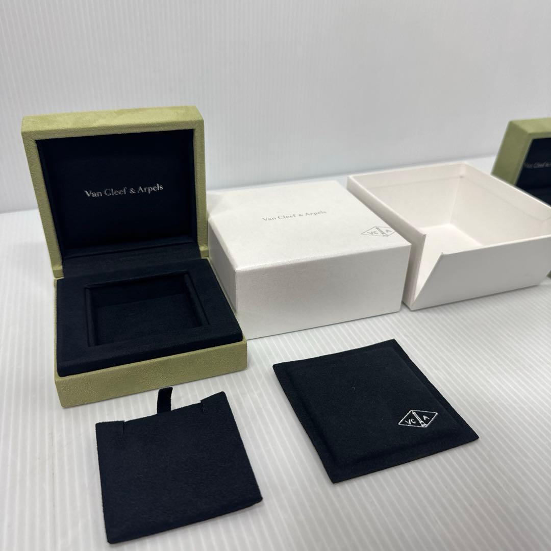 Jum Van Cleef & Arpels ネックレスケース 2点 空箱