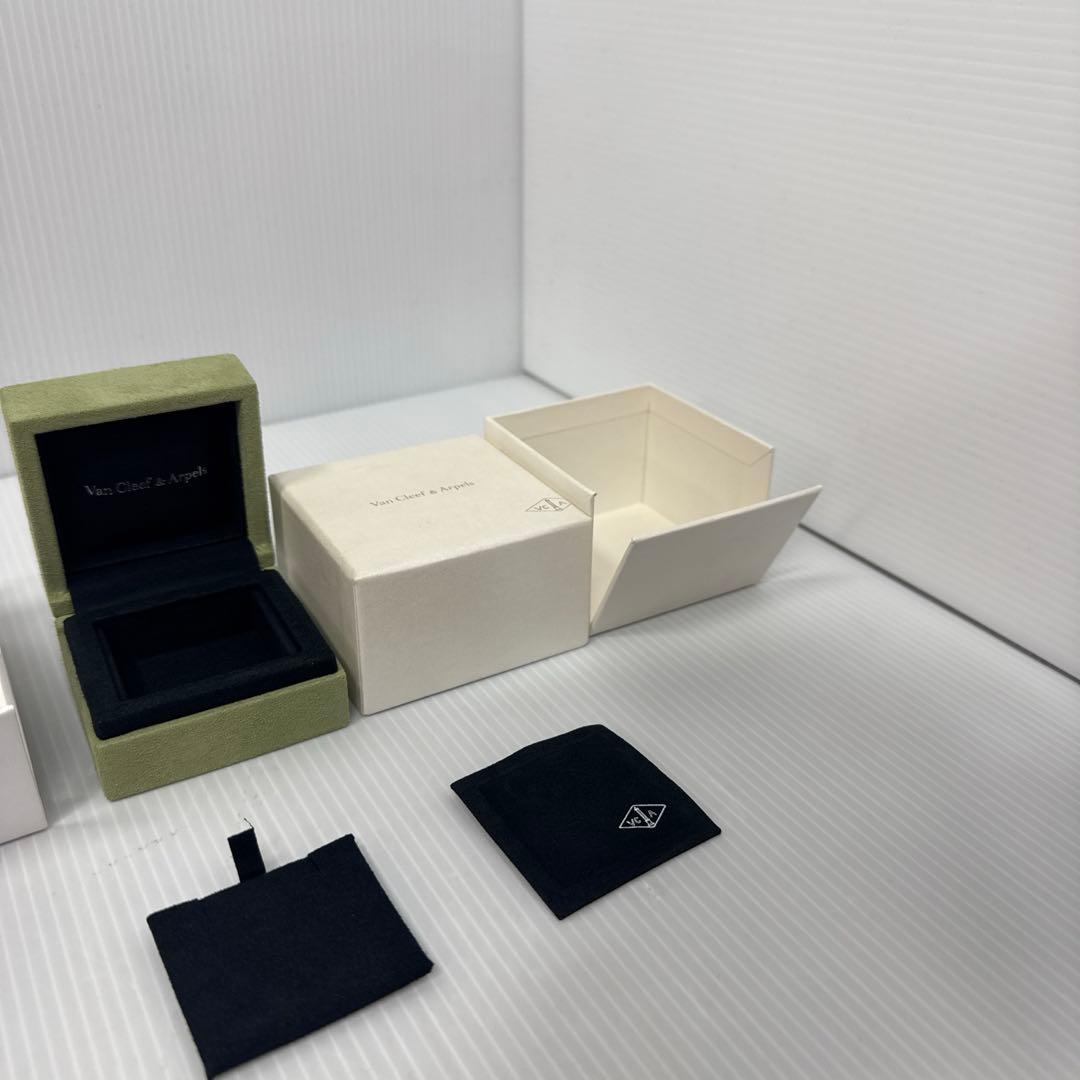 Jum Van Cleef & Arpels ネックレスケース 2点 空箱