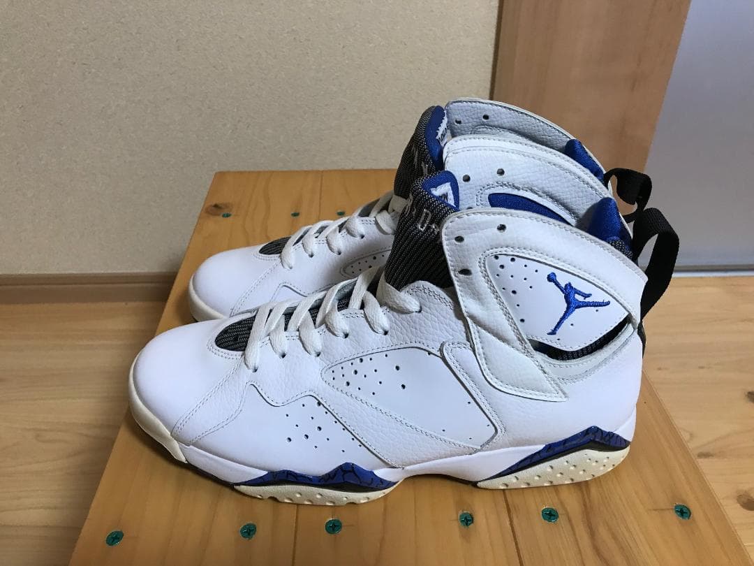 NIKE ナイキ AIR JORDAN 7 RETRO 304775-161