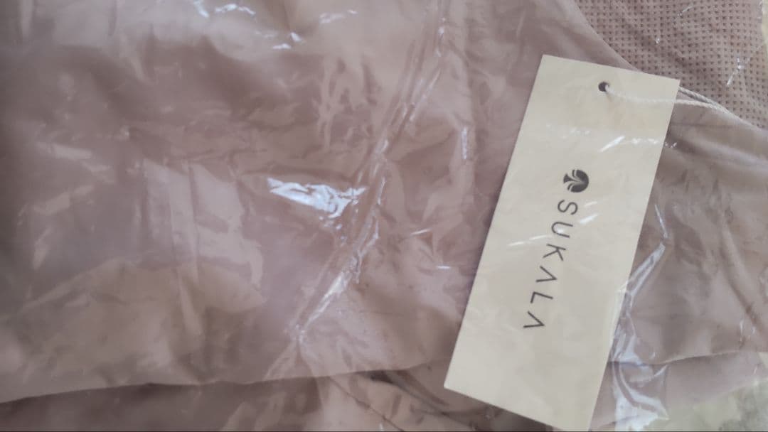 SUKALA　スターターカップ付きTシャツ　スモーキーピンクＦサイズ新品タグ付