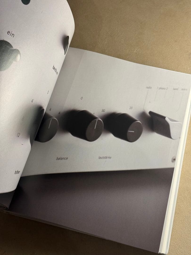 Less and More Dieter Rams ディーターラムス 日英　本