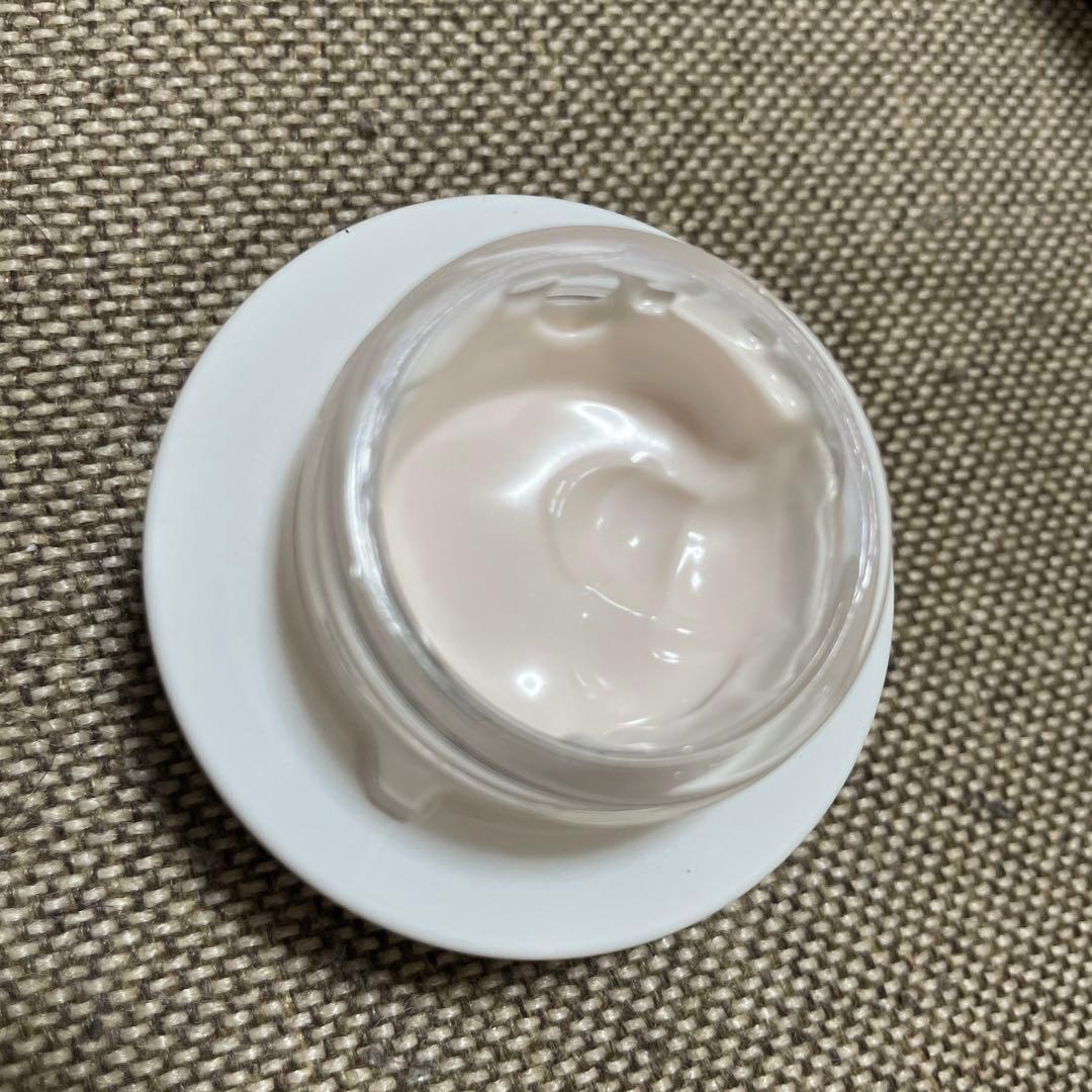 値下げ交渉可 KANEBO クリームインデイ SPF40 PA+++ 40g