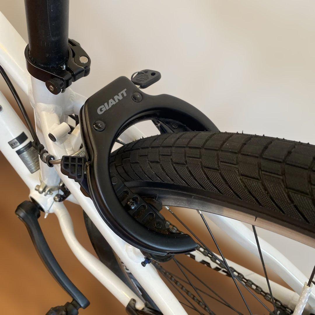 ビス　ジャイアント白MTB GIANT SNAP XXSサイズ26インチ