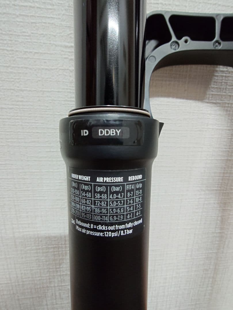FOX Rhythm 34 27.5 150mm Boost　低走行品