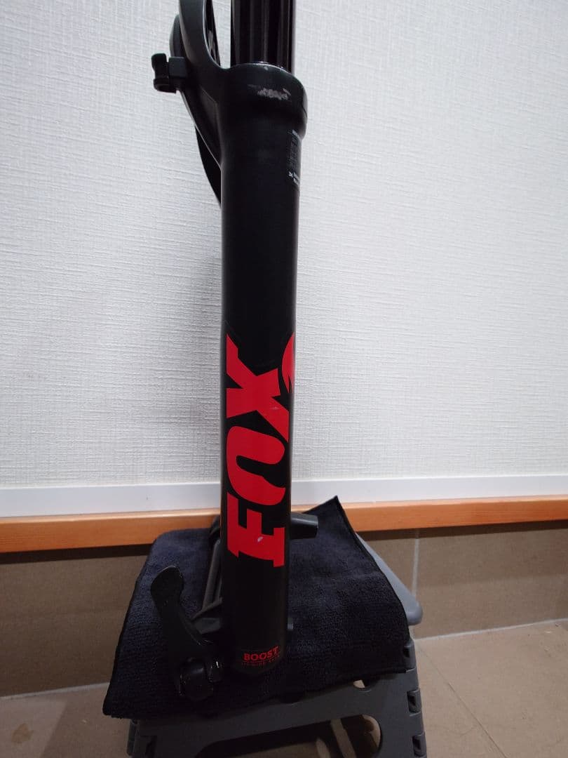 FOX Rhythm 34 27.5 150mm Boost　低走行品