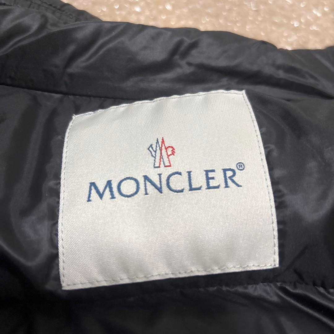 モンクレールライトダウン　ダウンベス　MONCLER ハイブリッドダウン