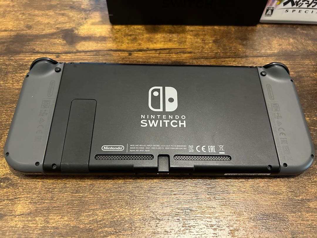 Nintendo Switch 本体 + ゲーム2本 + コントローラー