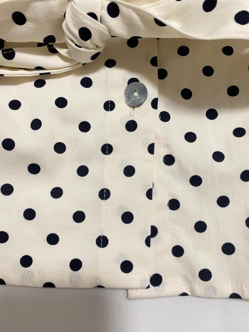 新品‼ ZARA ドット柄シャツジャケット 水玉 白色 黒色 L