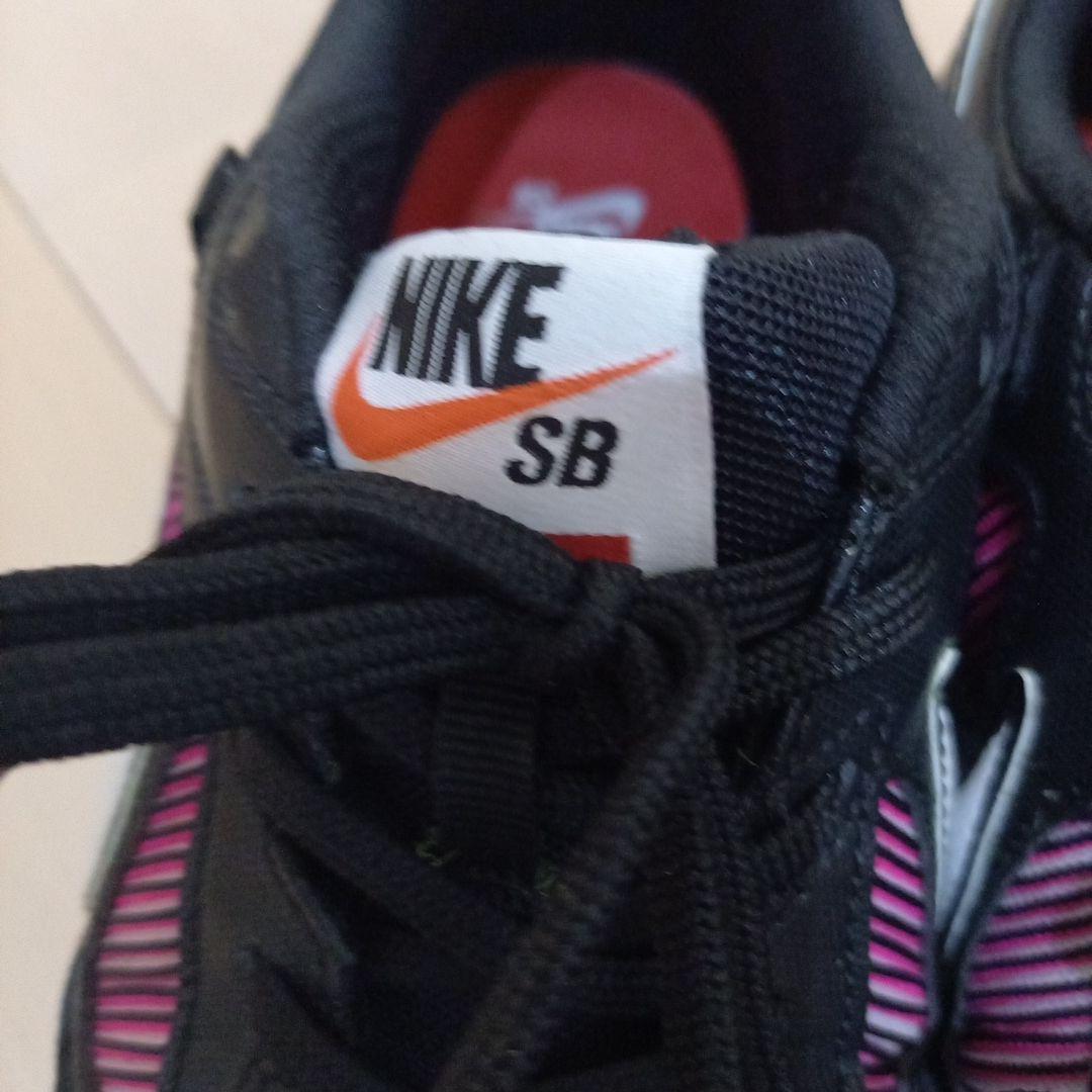 Nike SB フットサルシューズ ブラック/ピンクSupreme27.5