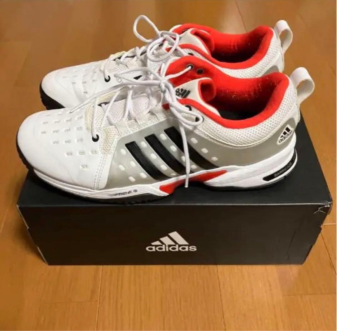 adidas テニスシューズ バリケード