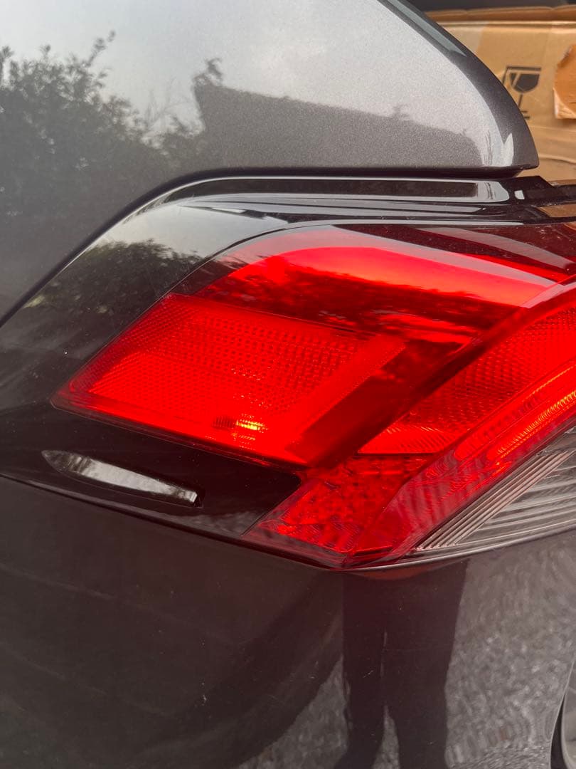 us toyota 50系rav4 テールランプ