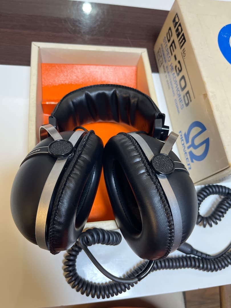 Pioneer SE-305 ヘッドフォン