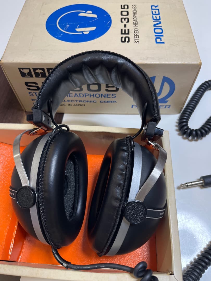 Pioneer SE-305 ヘッドフォン