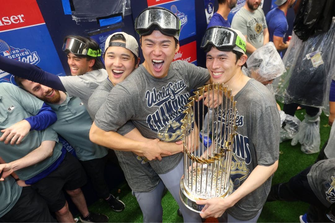 ドジャース　ドジャースワールドシリーズチャンピオンTシャツ Lサイズ