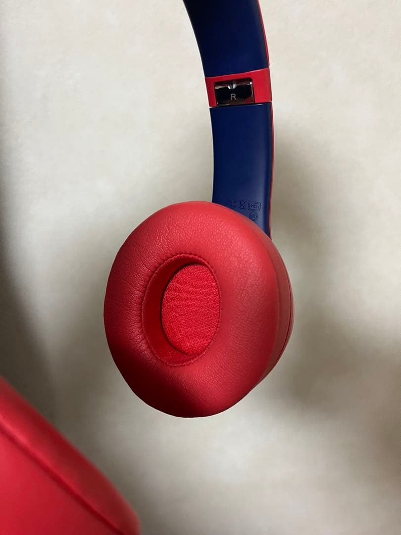 Beats solo3 ワイヤレスヘッドホン 赤