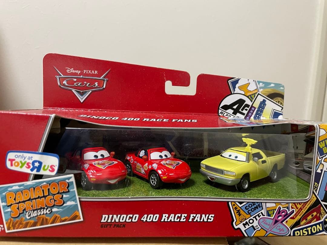 まるる　ディズニー ピクサー カーズ ミニカー3台セット