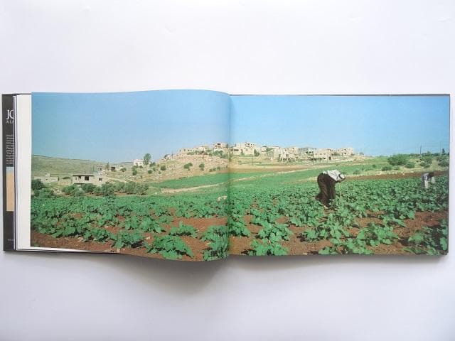 洋書◆ヨルダン写真集 本 四季折々の土地 自然 風景 景色