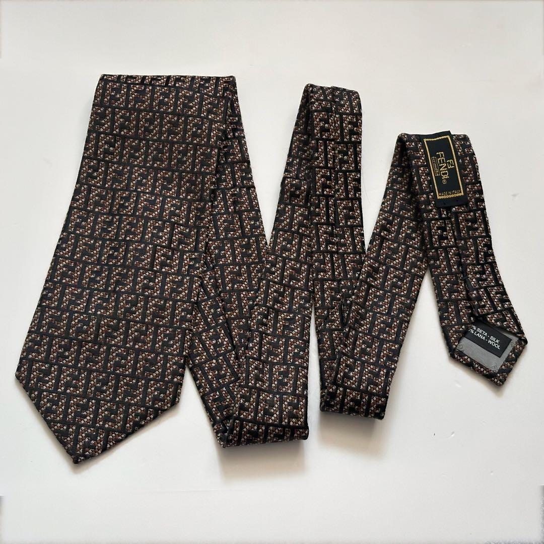 美品✨FENDI ネクタイ　フェンディ　ウール　シルク　ズッカ柄　FFロゴ