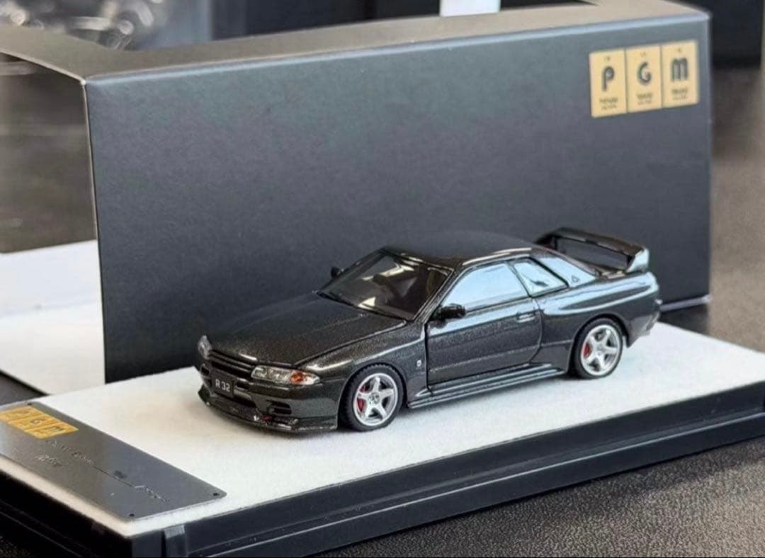 1/64 PGM 日産　NISSAN GTR R32 フル開閉　グレー