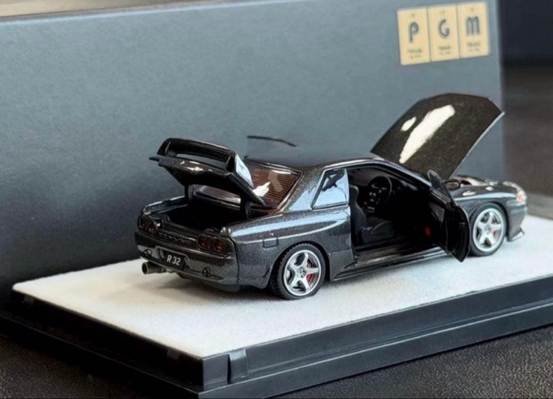 1/64 PGM 日産　NISSAN GTR R32 フル開閉　グレー