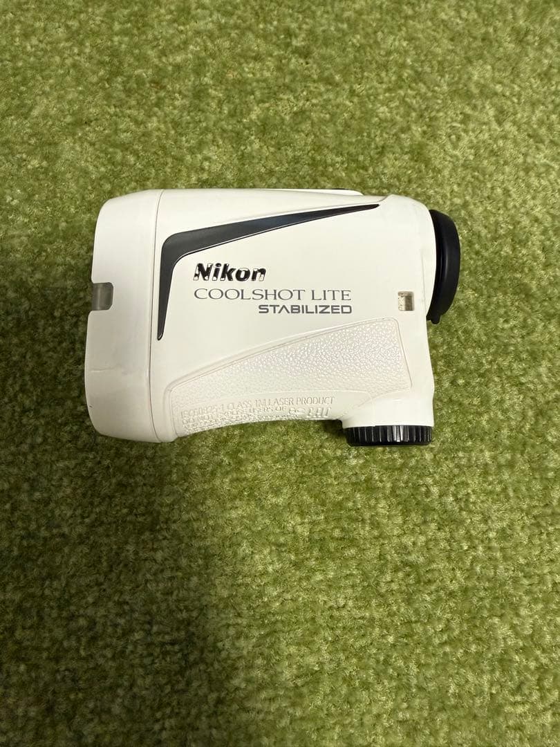 Nikon Coolshot Lite ゴルフ用距離計ブリーフィングケースと電池