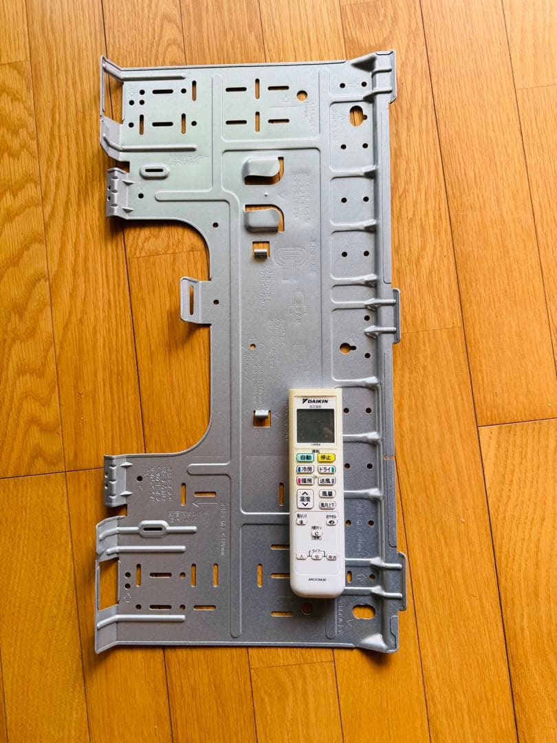 DAIKIN ダイキン ルームエアコン F22TTES-W 6畳用 2019年式