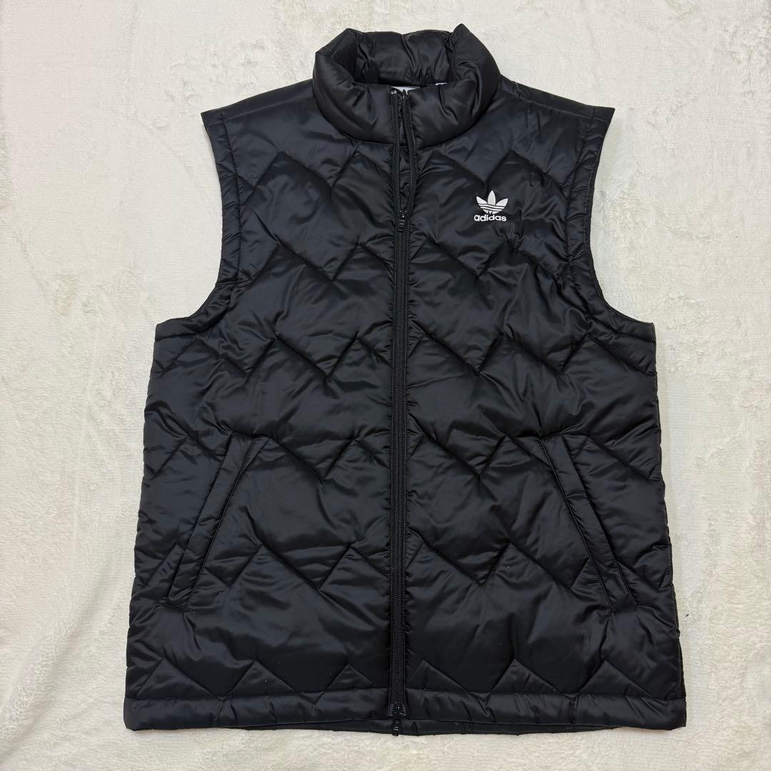 【極美品】adidas ブラック ダウンベスト　キルティングベスト　黒　L