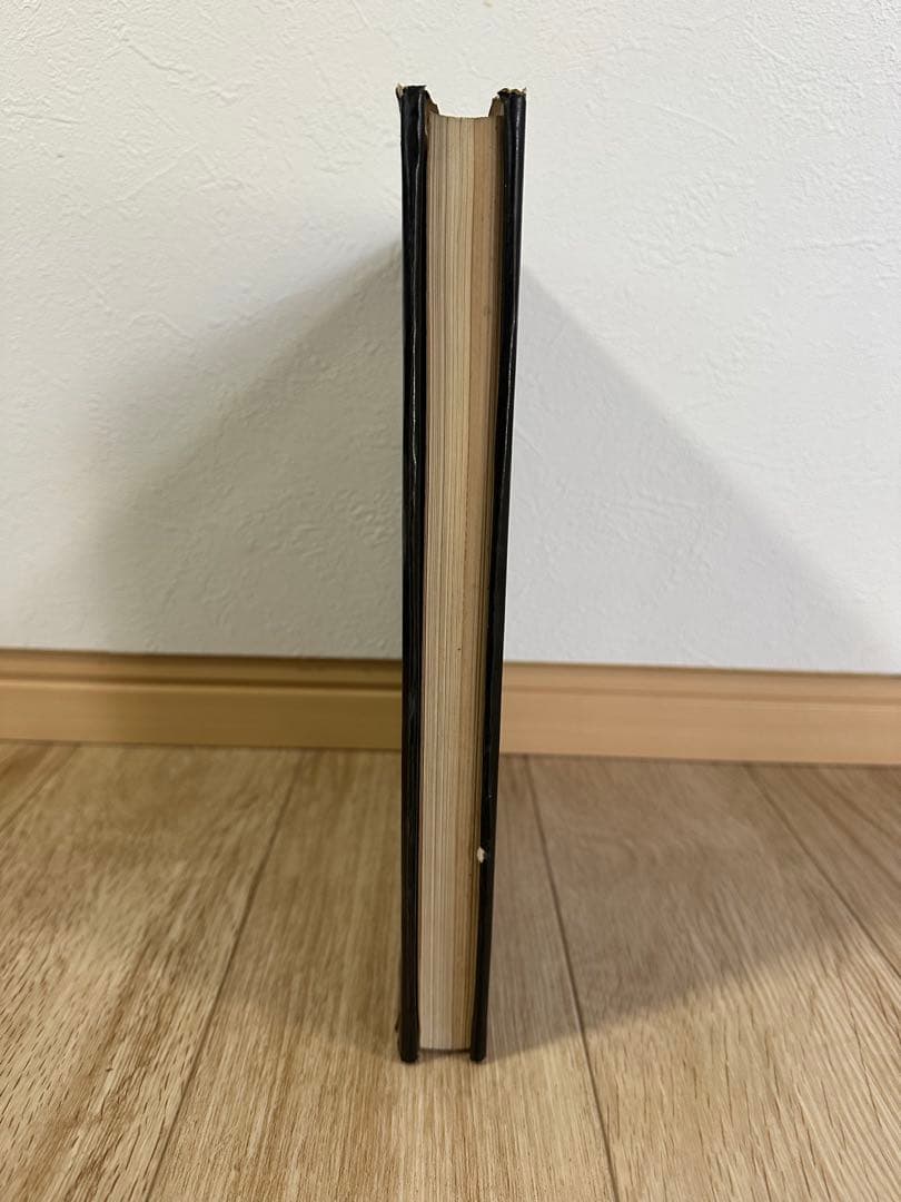 レースの歴史とデザイン　財団法人日本繊維意匠センター　昭和37年発行　非売品