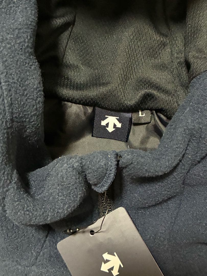 値下げ新品DESCENTE ベースボールフリースL size