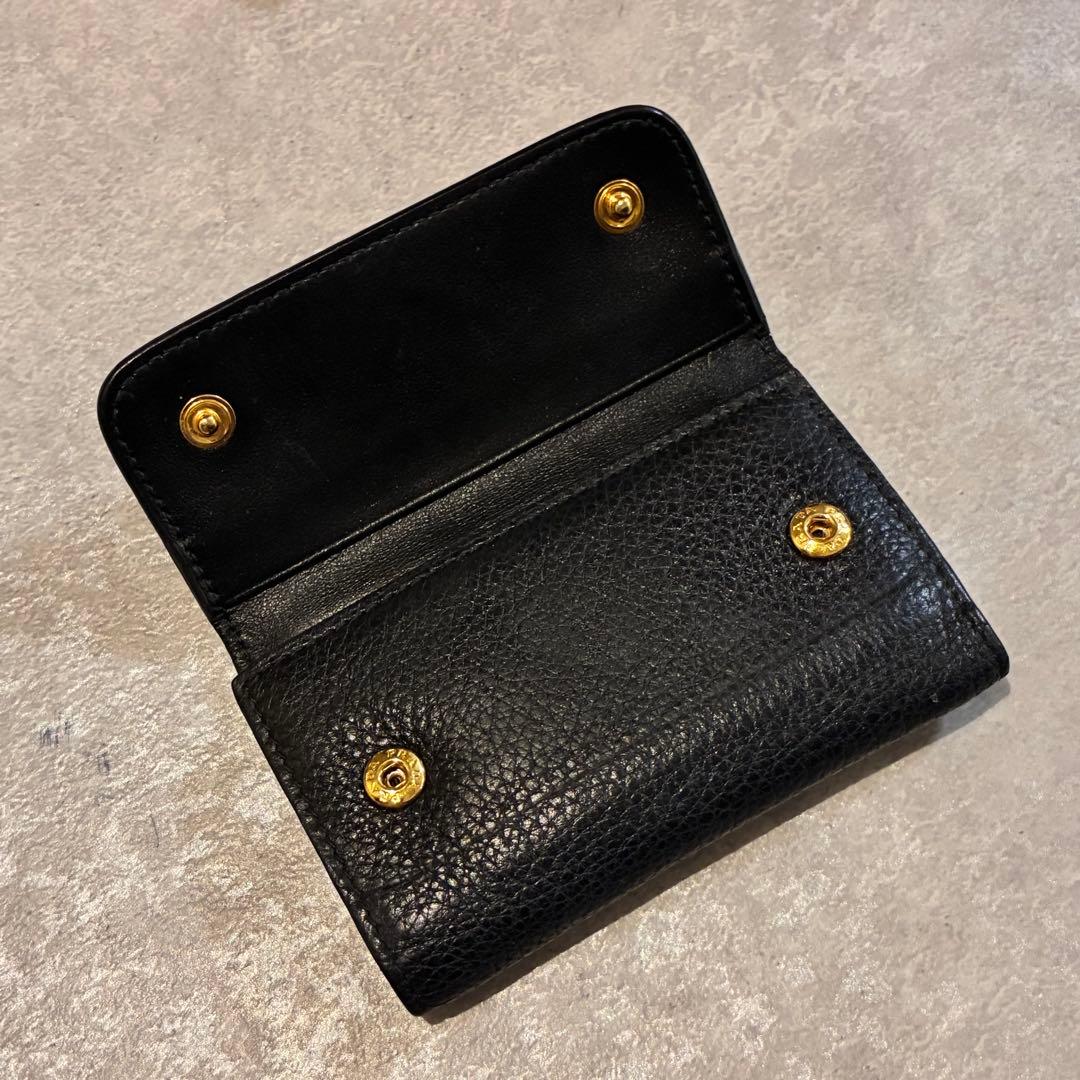 PRADA ブラック キーケース 箱付き　プラダ レディース ゴールドロゴ