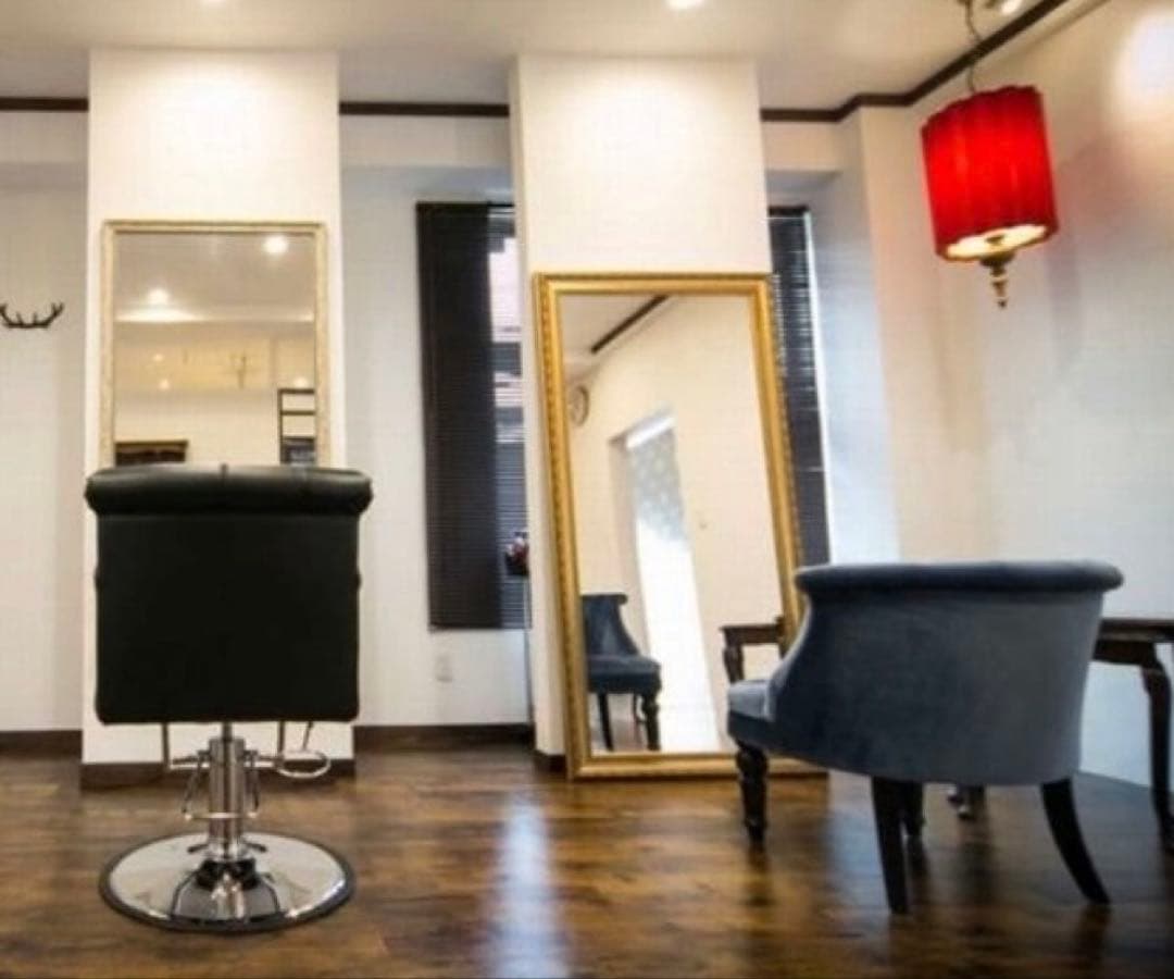 kono【BEAUTY GARAGE】スタイリングウォールミラー