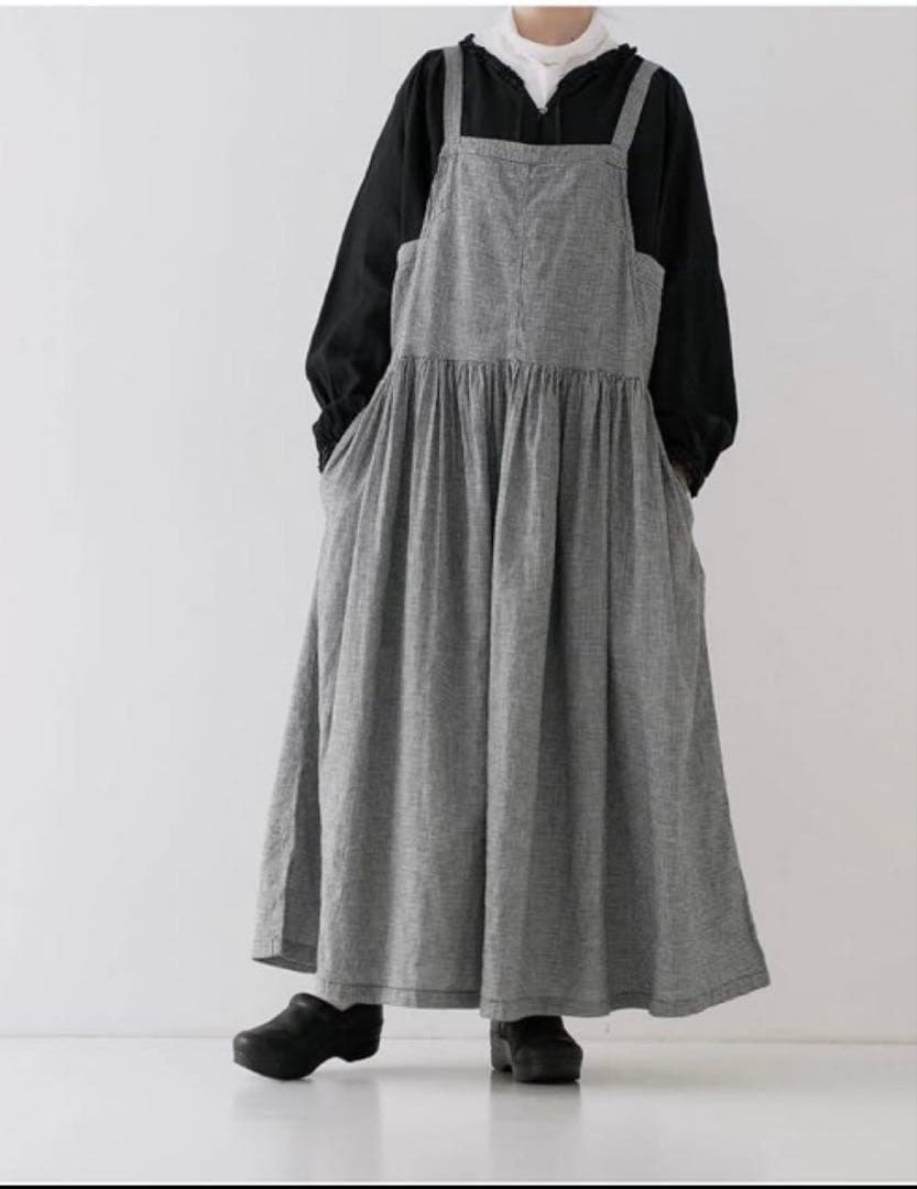 ネストローブ・【UpcycleLino】ギンガムエプロンドレス　（チェック）