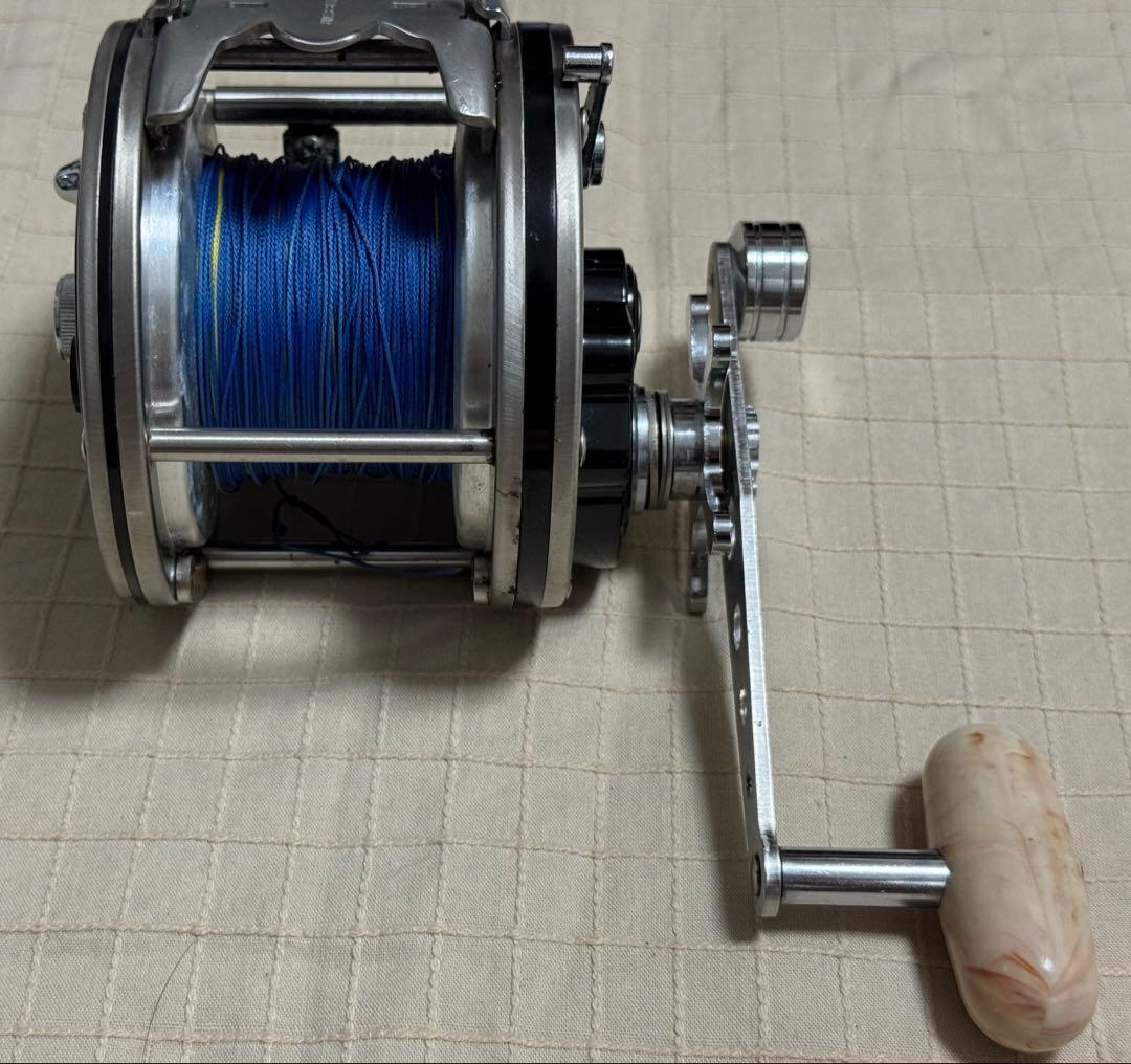 船釣り リール daiwa dynamic 4000d