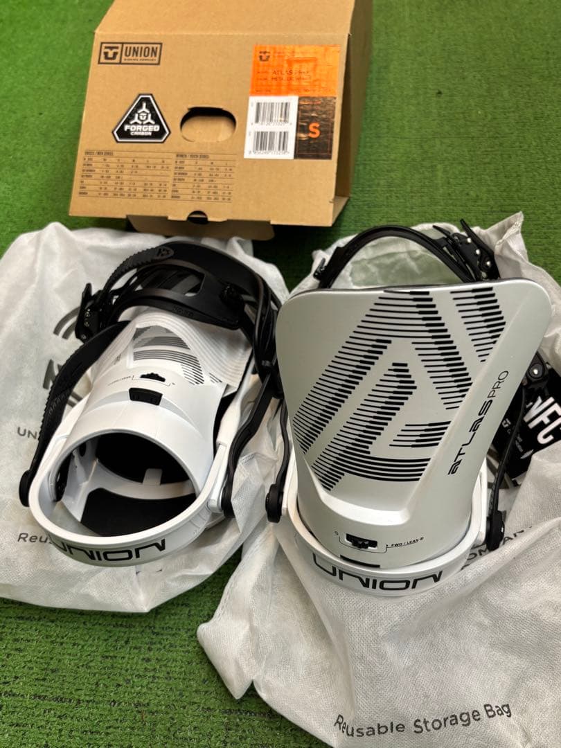 union ATLAS PRO LLIC WHITE Ｓ新品