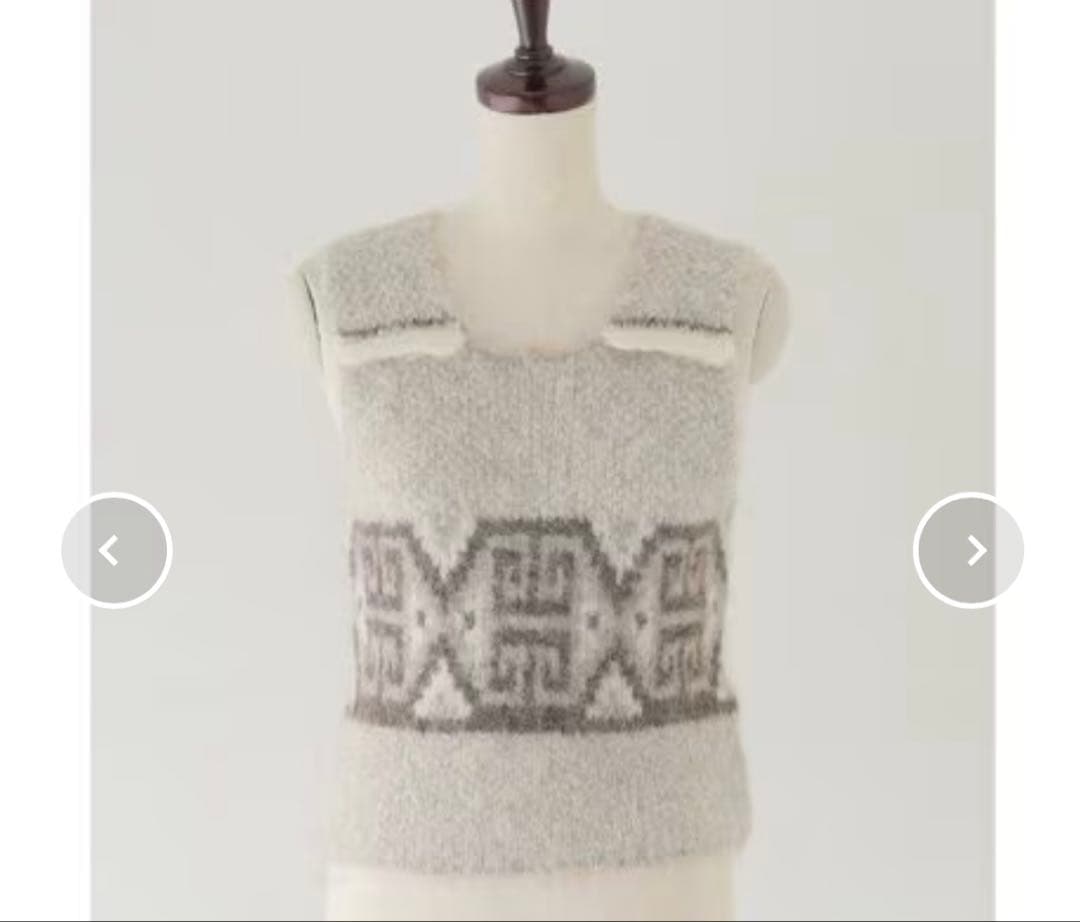 トップス INSCRIRE Cowichan No Sleeve Sweater