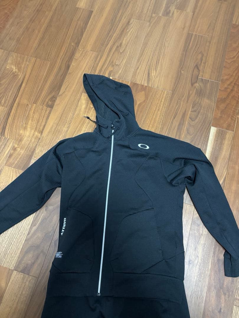oakley セットアップ　上下　ジャージ
