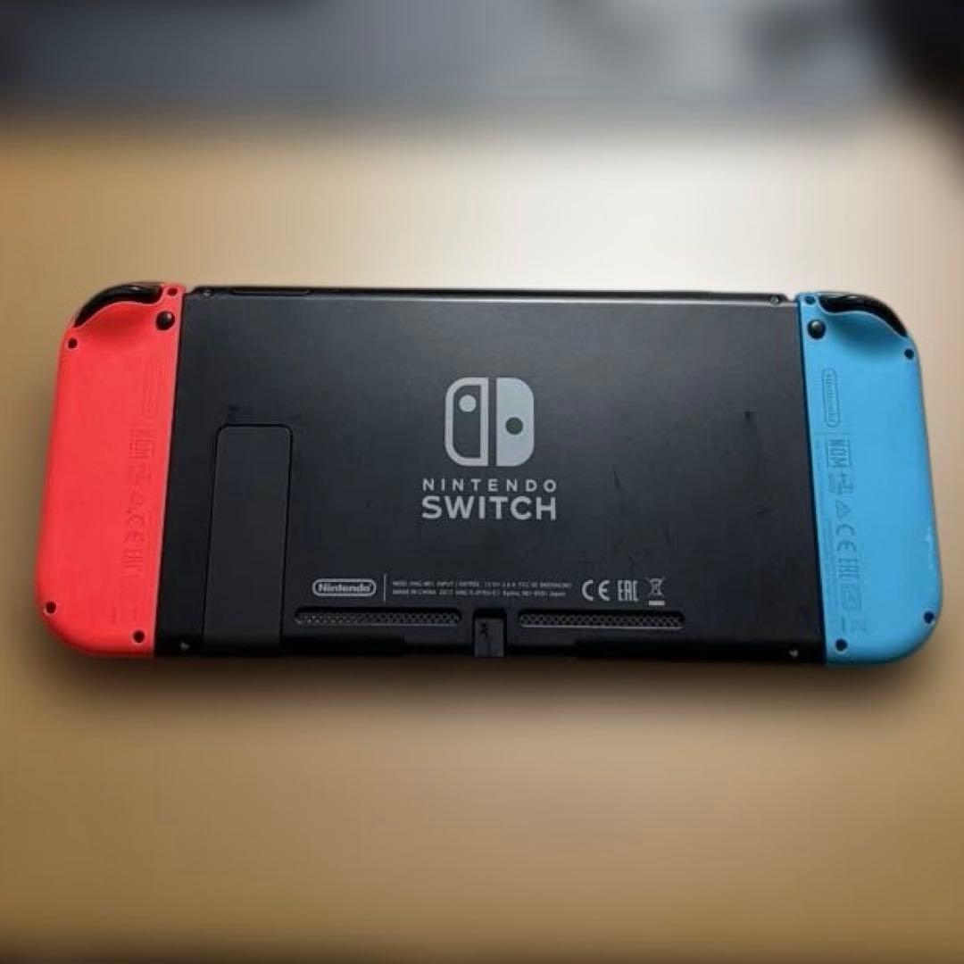 NINTENDO　SWITCH本体　付属品＆箱あり