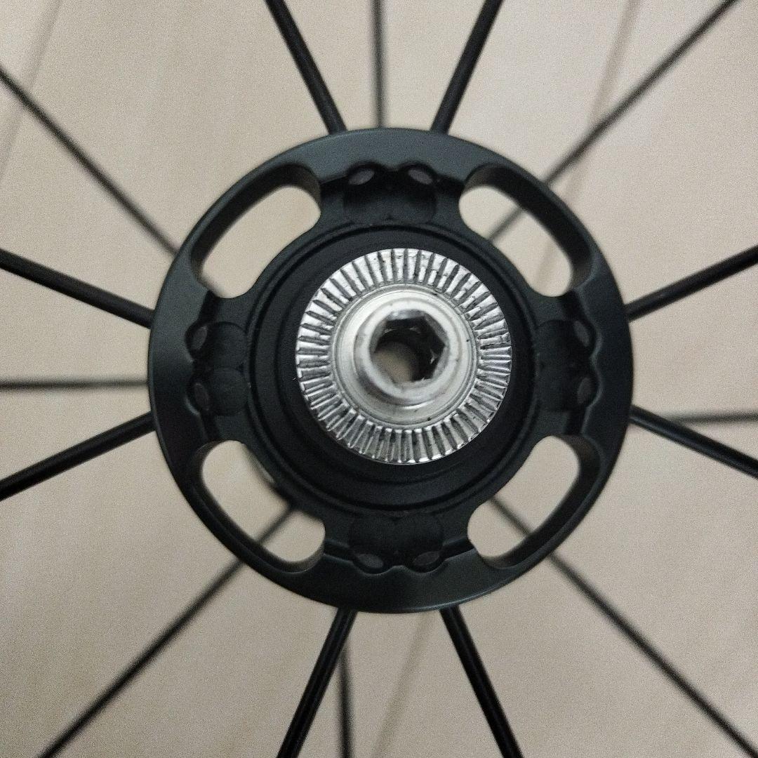シマノDURA-ACE C24 軽量カーボンホイール